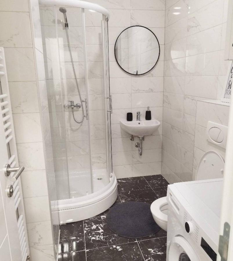 Apartman Lav Apartment *